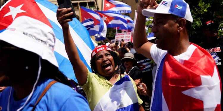 EEUU y 20 aliados apoyan una Cuba libre mientras España está ausente