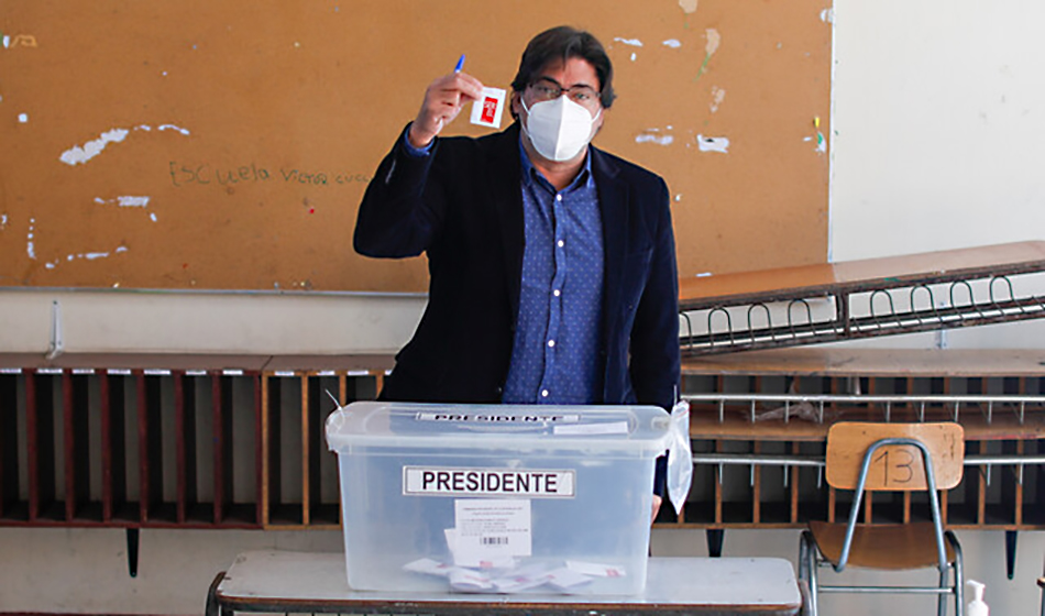 Izquierda chilena sepulta aspiración presidencial del comunista Daniel Jadue