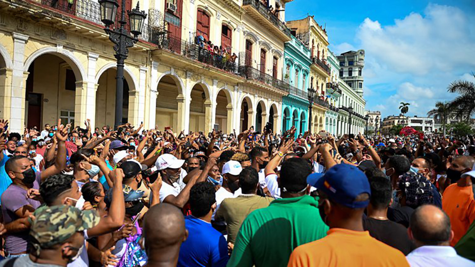 ¿Quiénes están detrás de las protestas en Cuba contra la dictadura?