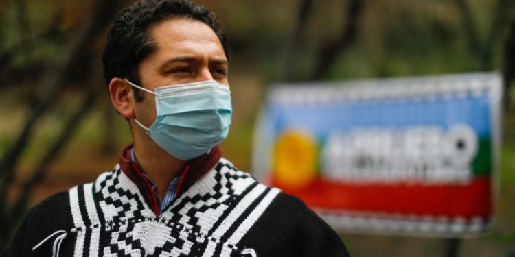 Izquierda chilena se queda sin su candidato mapuche por falsificar firmas