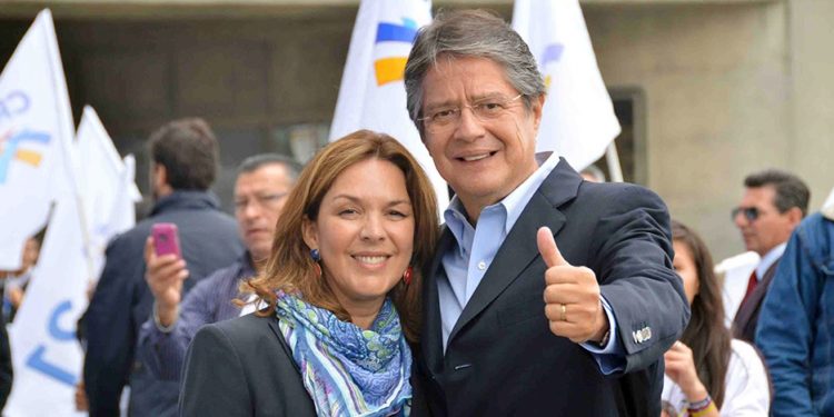 Lasso abre Ecuador al libre mercado con mayor reforma arancelaria de la historia