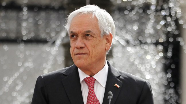 Oposición presenta acusación para destituir a Piñera a un mes de las presidenciales