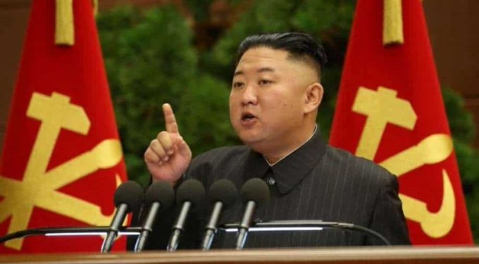 Cualquier fuerza extranjera "que busque confrontación militar" será "aniquilada", dice Kim Jong-un