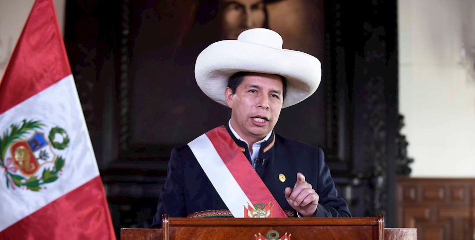 Peruanos quieren elecciones adelantadas: aprobación de Castillo por el piso