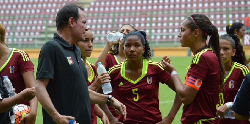 Selección femenina de fútbol en Venezuela denunció abuso sexual de su entrenador