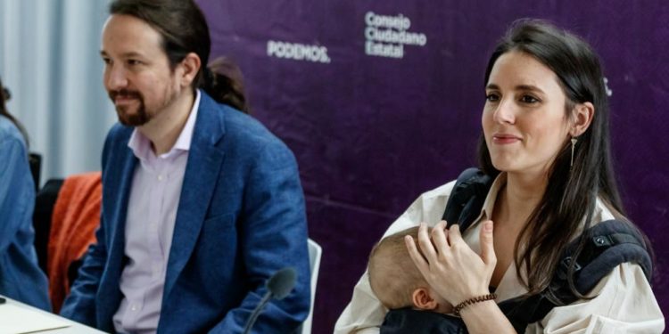 Justicia española reabre investigaciones contra Podemos por donaciones y "caso niñera"