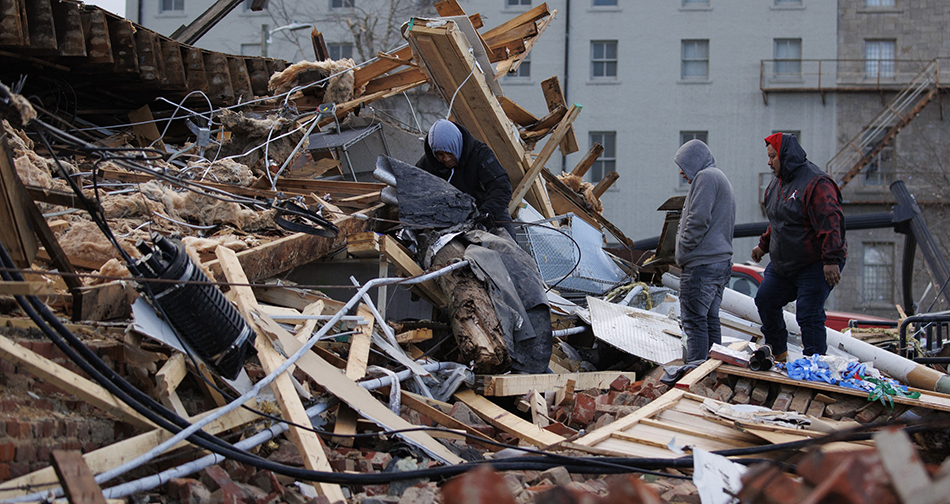 Peligro de tornados se mantiene en EEUU tras más de 70 muertos en Kentucky