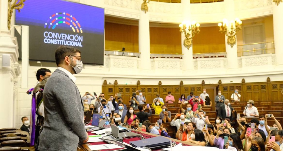Constituyente chilena ya le abona el terreno a Boric para la reelección