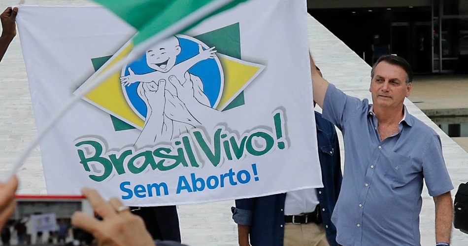 Bolsonaro lamenta sentencia en Colombia y promete un Brasil sin aborto