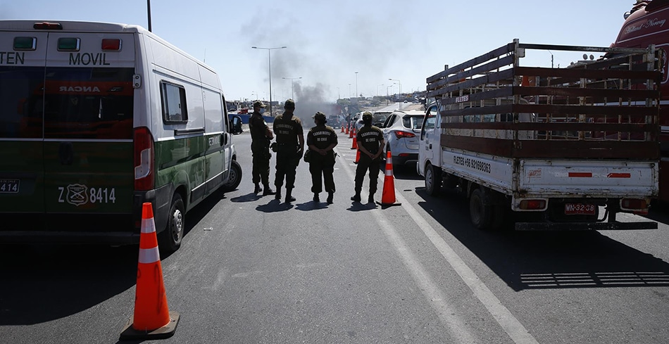 Caos en la frontera de Chile con Bolivia tras anuncio de estado de excepción