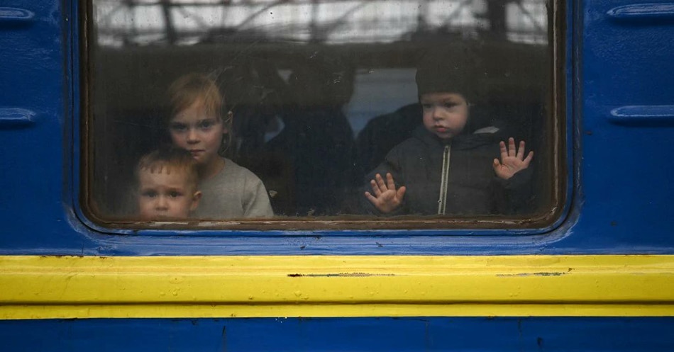 Seis millones de niños en Ucrania en peligro al aumentar ataques a colegios
