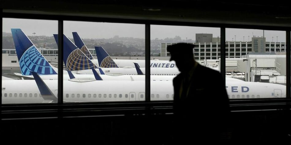 United Airlines pone fin a la discriminación a trabajadores no vacunados