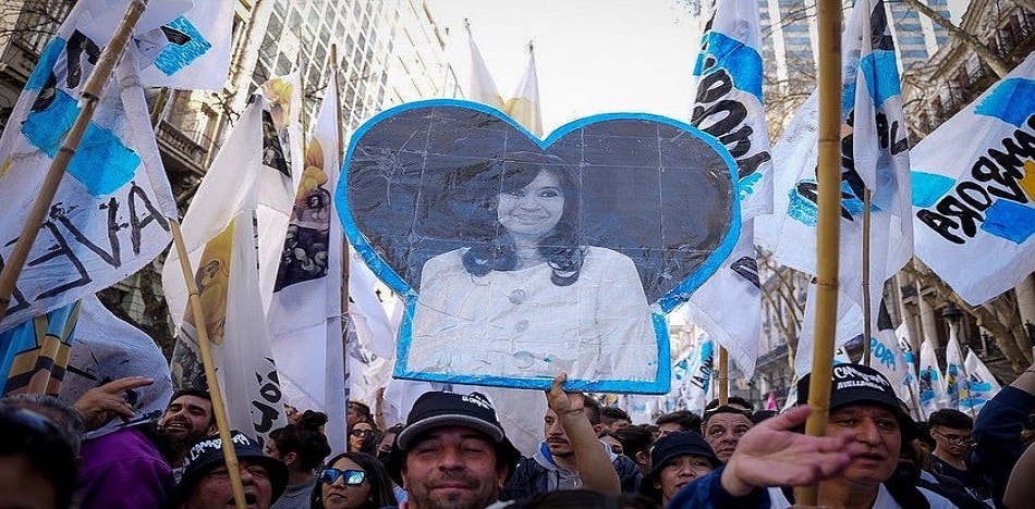 Argentina se rinde ante el fascismo y la más burda manipulación kirchnerista