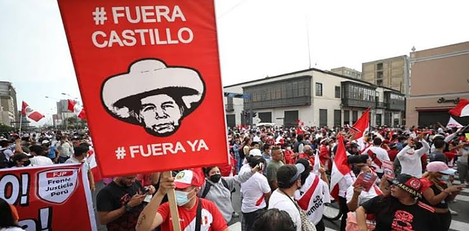Peruanos pasarán factura a Castillo en las elecciones regionales