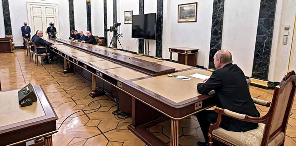La mesa larga de Putin
