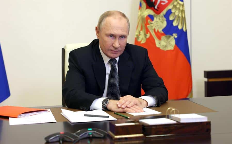 Vladímir Putin visitó pocos países desde la invasión a Ucrania. Ahora queda más aislado y podría no volver a ir más lejos del espacio territorial de su aliada Bielorrusia. (Archivo PanAm Post)