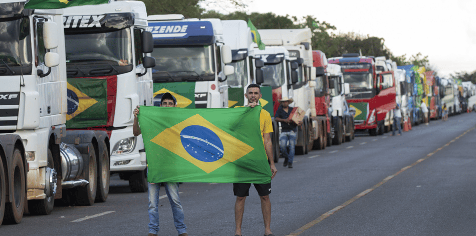 115 camiones llegaron a Brasilia