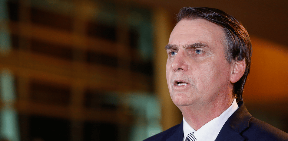 Juez vota a favor de la inhabilitación por ocho años contra Bolsonaro