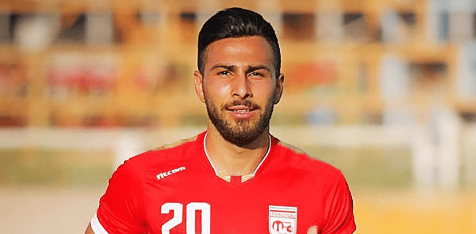 futbolista iraní Amir Nasr-Azadani