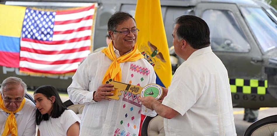 Cultivos de coca y Cartel de Sinaloa complican relación de Petro con EEUU