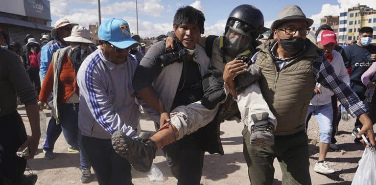 GUERRA-CIVIL-EN-PERU-EFE-768x378
