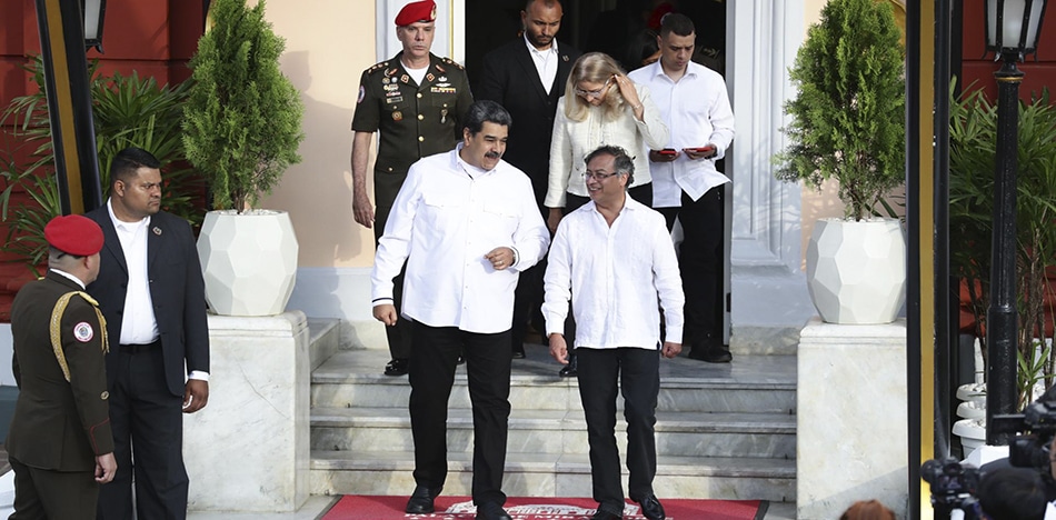 Maduro y Petro acuerdan apertura total de la frontera