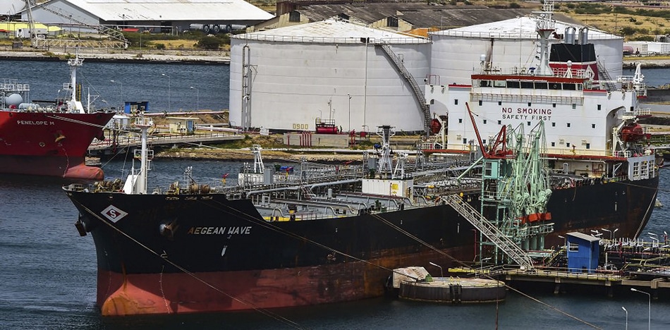 PDVSA compra dos buques a Irán para burlar sanciones