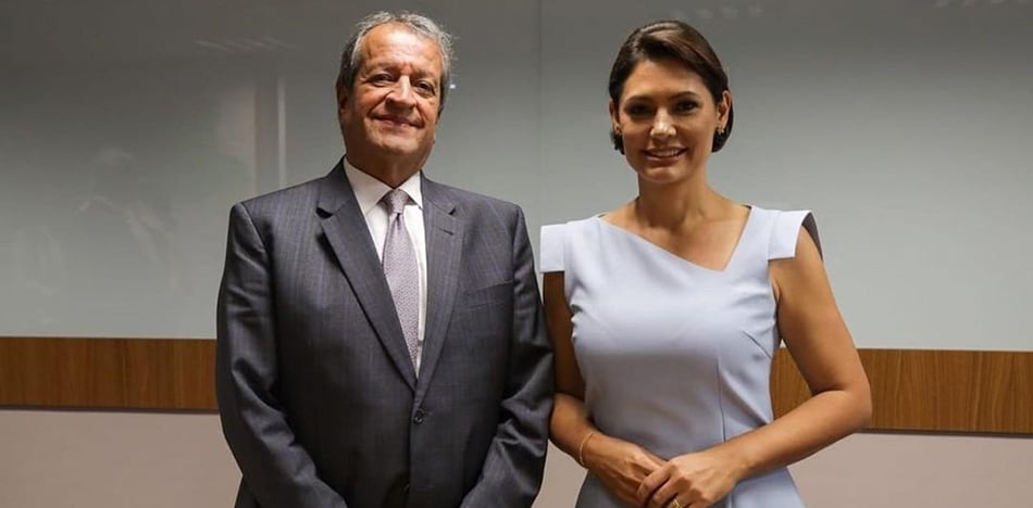 Esposa de Bolsonaro entra en la política "para construir un Brasil mejor"