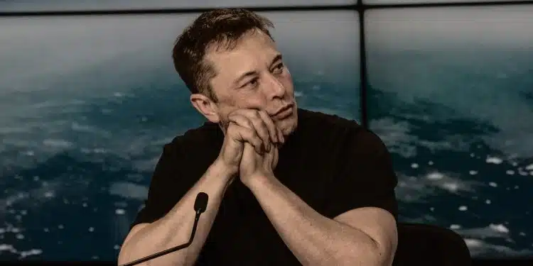 Elon Musk colapso poblacional