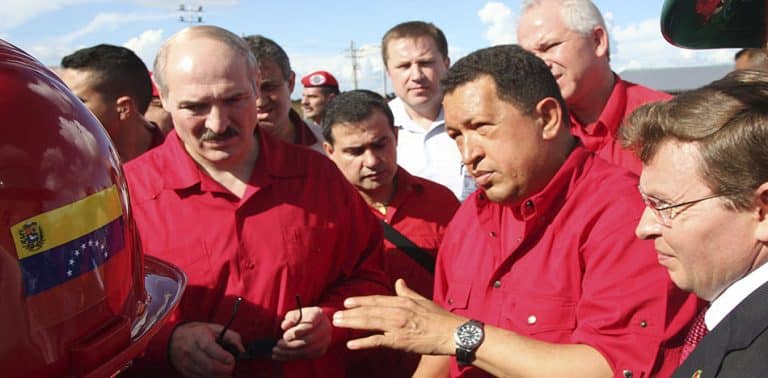 CHAVISMO-HA-PERDONADO-DEUDAS-PETROLERAS-CHAVEZ-Y-Lukashenko-FK-768x378