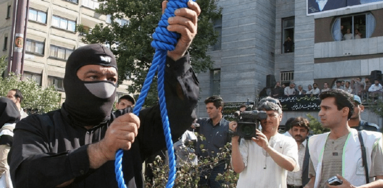 Iran-horca-ahorcamientos-768x378
