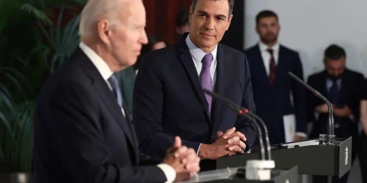 Sánchez se reúne con Biden en EEUU para concretar "importación" de migrantes a España