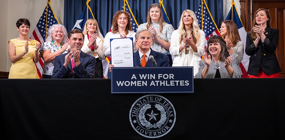 Texas prohíbe transgéneros en deportes de mujeres en universidades