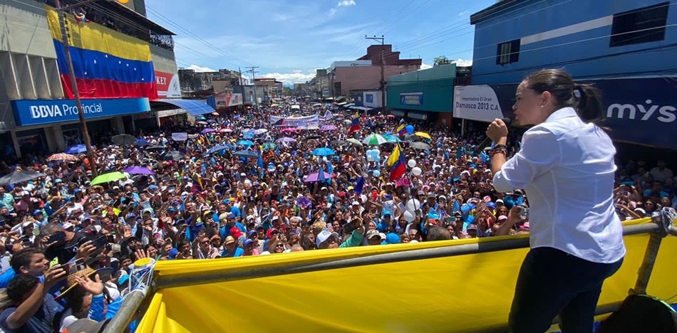 Inhabilitación no detiene ruta de María Corina para derrotar a Maduro