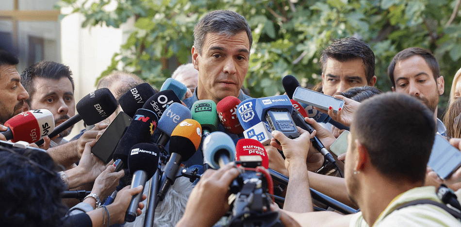 Voto exterior: Sánchez queda en manos del prófugo Puigdemont al perder un escaño