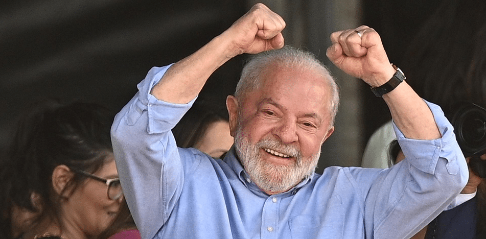 Lula da Silva quiere aumentar el gasto público y afianzar la dependencia al Estado