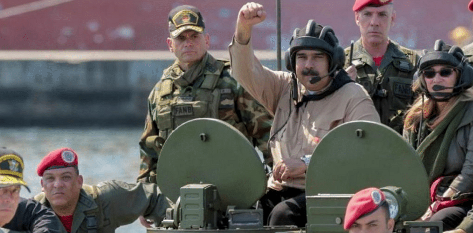 Maduro-militares