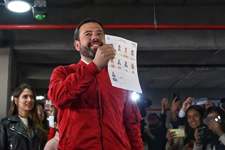 Carlos Fernando Galán aplasta al petrismo y es electo alcalde de Bogotá