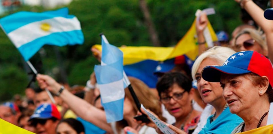 Oposición venezolana suspende definitivamente primarias en Argentina