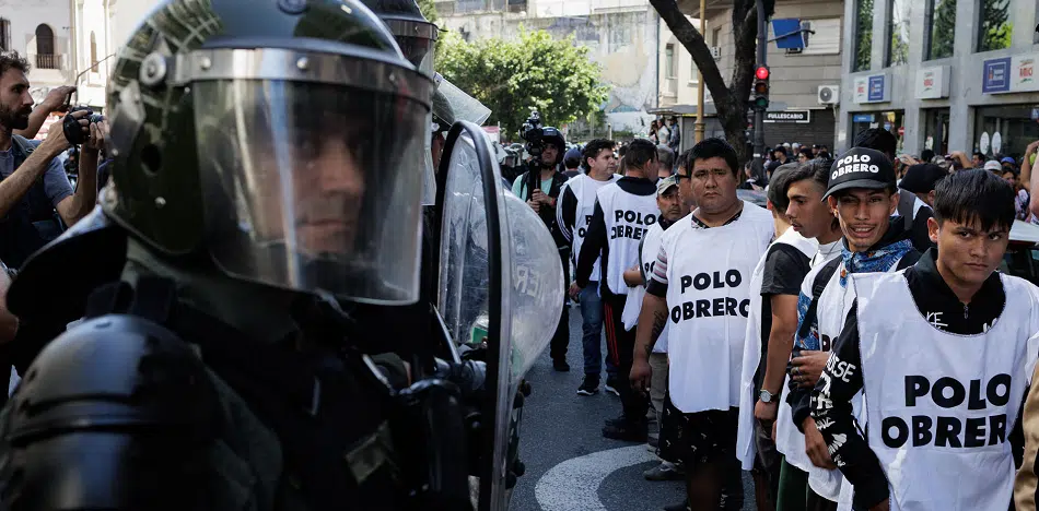 Marcha piquetera sin violencia bajo el Gobierno de Milei marca "el inicio de una nueva etapa"