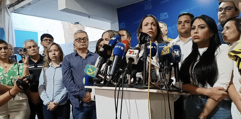 María Corina responde a la persecución: "Esto es la infamia tratando de cerrar el proceso electoral"