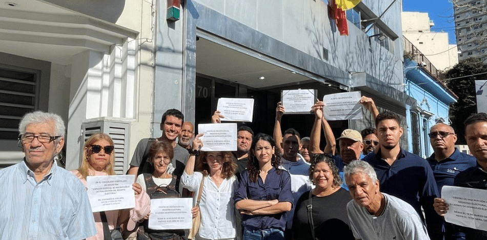 Registro electoral de venezolanos en el exterior no arranca en al menos 20 embajadas