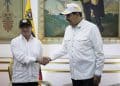 Petro olvida “golpe antidemocrático” en Venezuela con nueva visita a Maduro