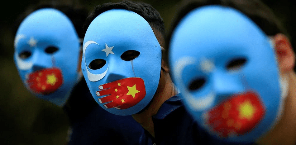 China usa IA y red 5G para vender algodón recolectado por uigures torturados 