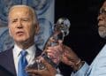Biden arrecia campaña de miedo para no perder votos afroamericanos