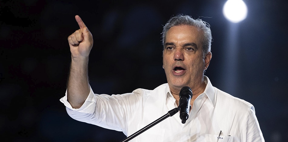 Luis Abinader se encamina cómodo a la reelección en República Dominicana