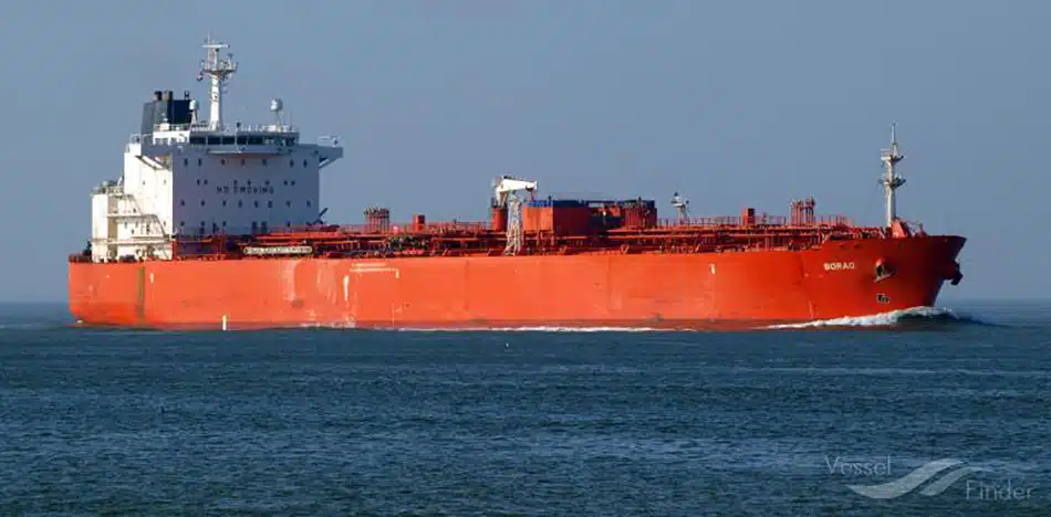 PDVSA triplica envíos de petróleo a Cuba en dos barcos "fantasma"