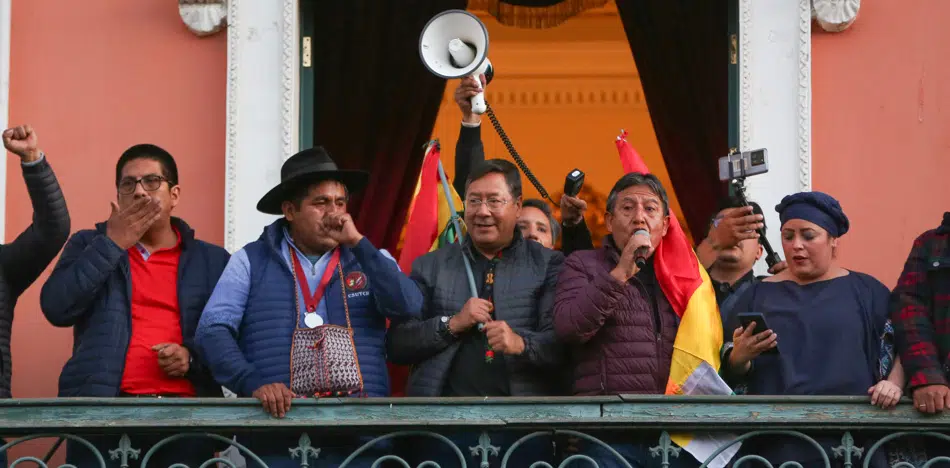 Rebelión en Bolivia huele a autogolpe de Estado por tres irrefutables razones