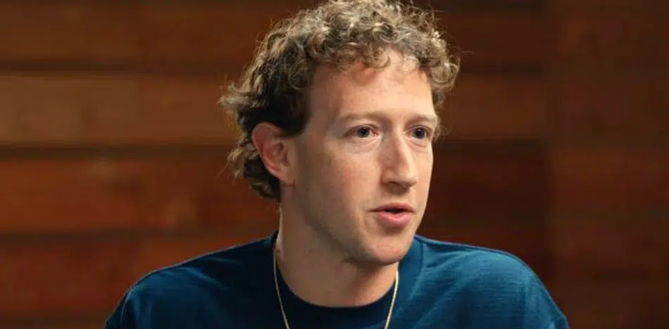 Zuckerberg llama "chico rudo" a Trump