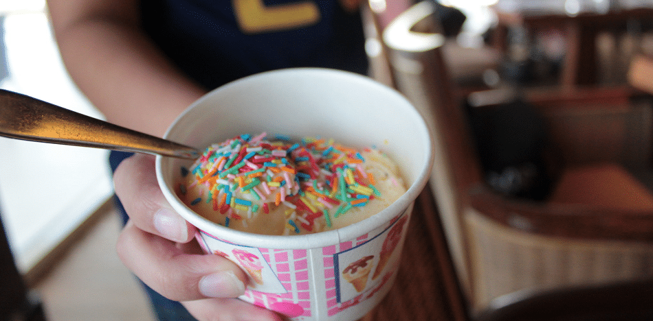 Cierran puesto de helados de un niño de 12 años, pero su espíritu emprendedor persiste